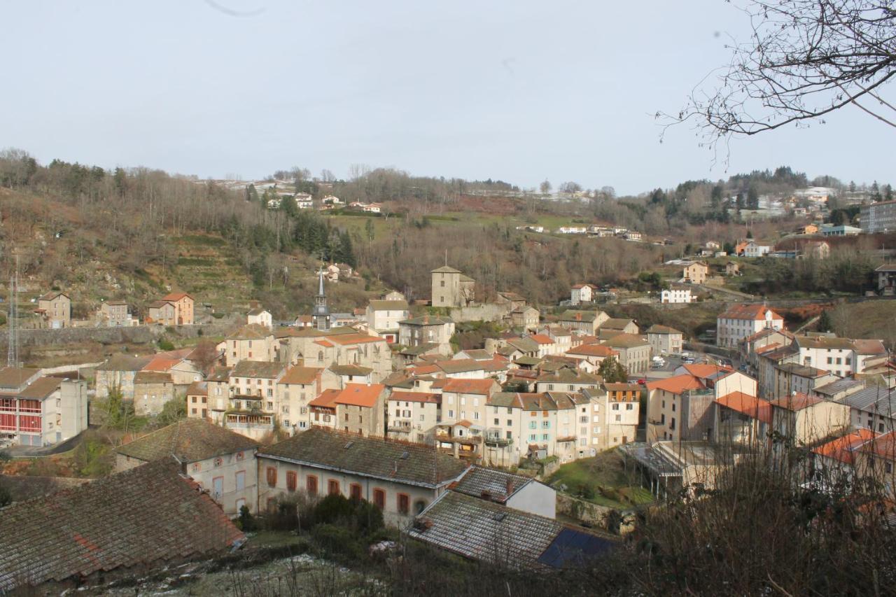 Chambre Bounty, B&B, Cuisine Privee, Lit Queen Size, Terrasse, Parking, Garage Olliergues Exteriér fotografie