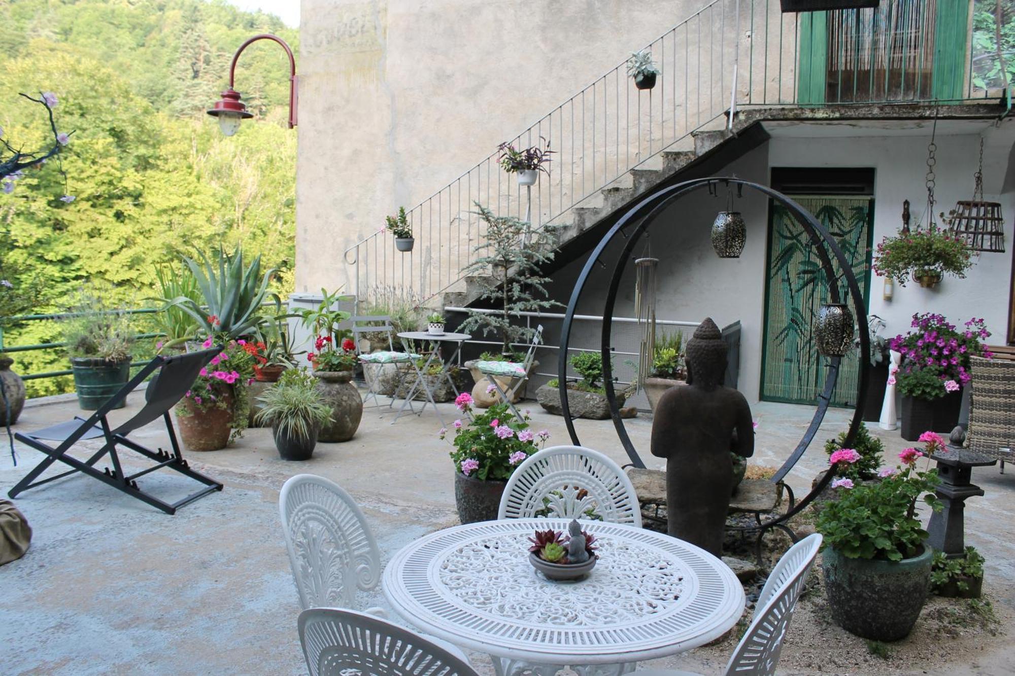 Chambre Bounty, B&B, Cuisine Privee, Lit Queen Size, Terrasse, Parking, Garage Olliergues Exteriér fotografie