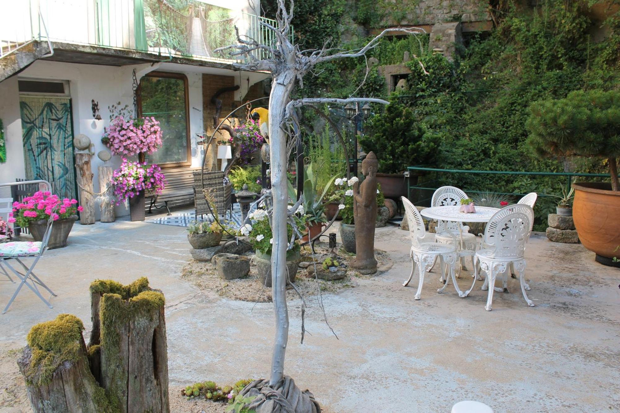 Chambre Bounty, B&B, Cuisine Privee, Lit Queen Size, Terrasse, Parking, Garage Olliergues Exteriér fotografie